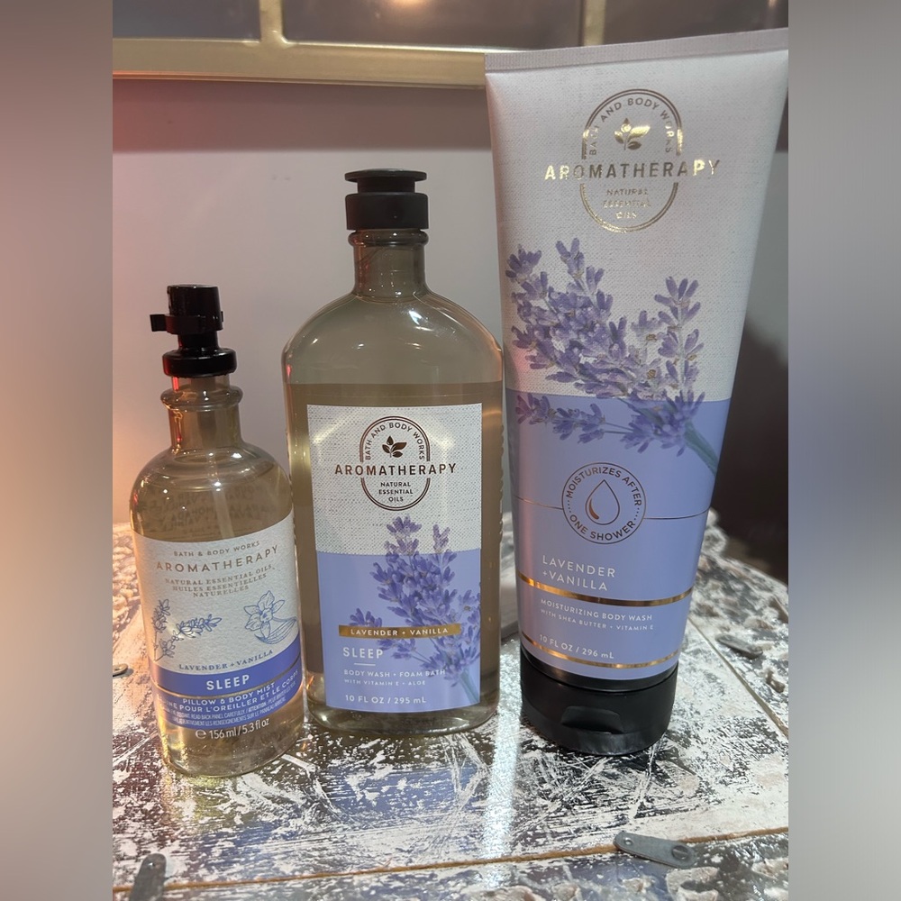 Bath and body works lavender and vanilla set